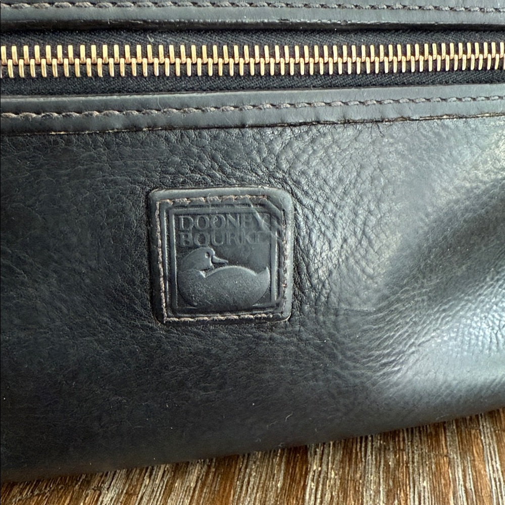 Dooney & Bourke Florentine Black Leather Foldover Tassle Large Crossbody Bag - Picture 4 of 16